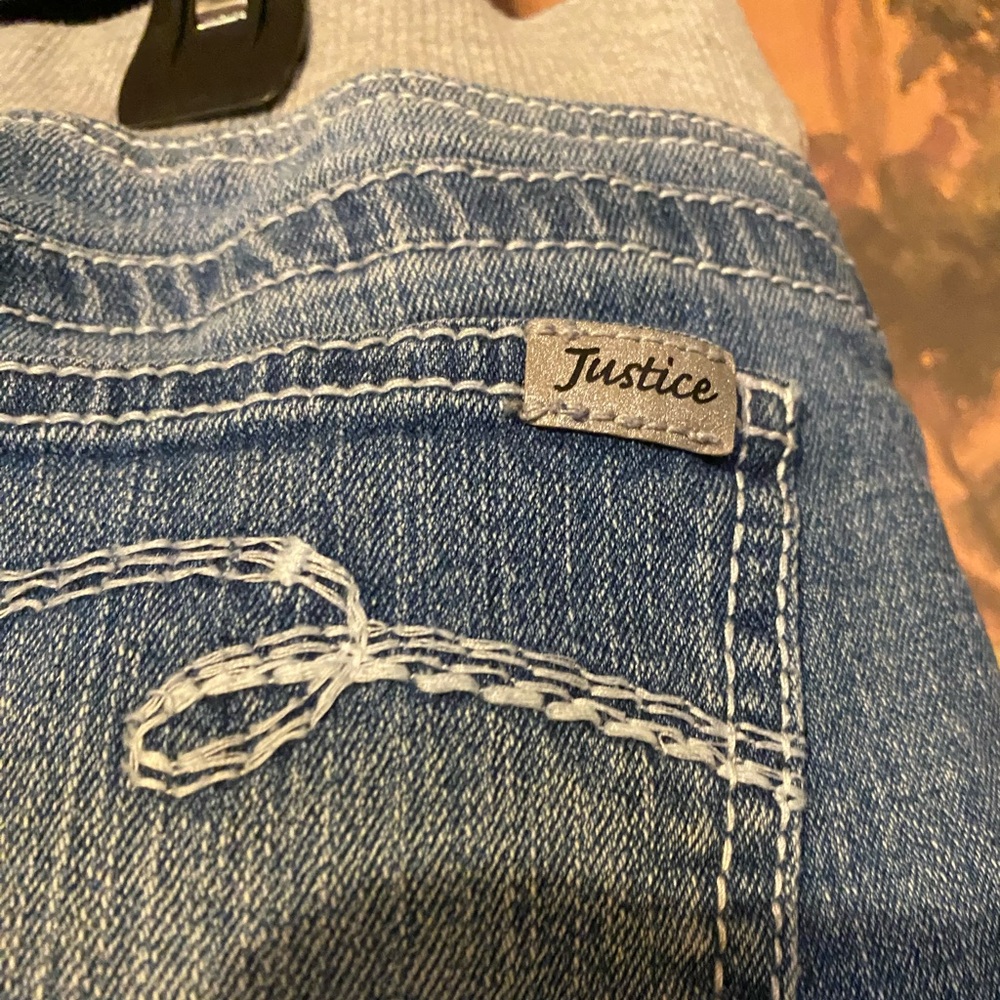 Justice Denim Capri Pants With Fabric Stretch Waist (tagged 8 1/2) - Picture 5 of 6